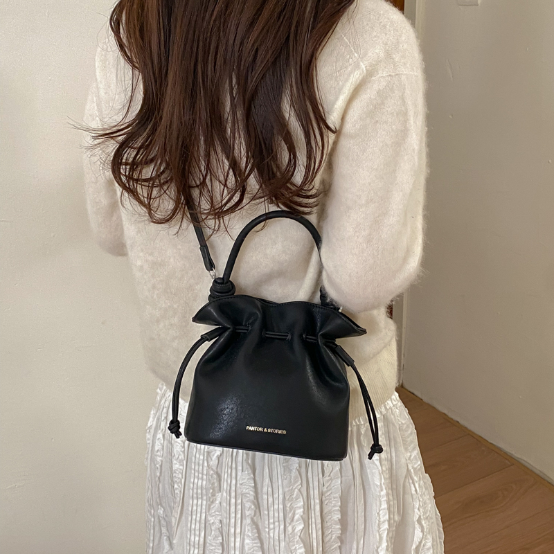 Women's Faux Leather Bucket Ba – обзор и цена Luxury Bags Office