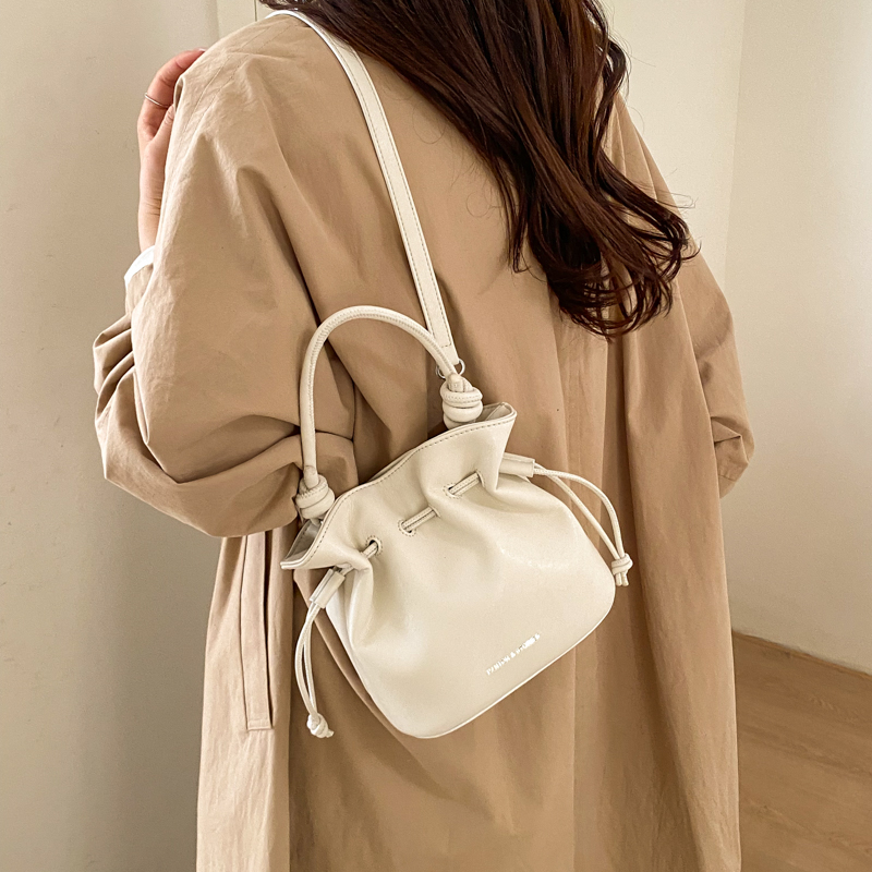 Women's Faux Leather Bucket Ba – обзор и цена Luxury Bags Office