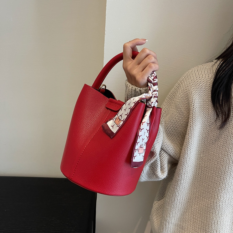 Red PU Bucket Shoulder and Cro – обзор и цена Luxury Bags For Women Sale