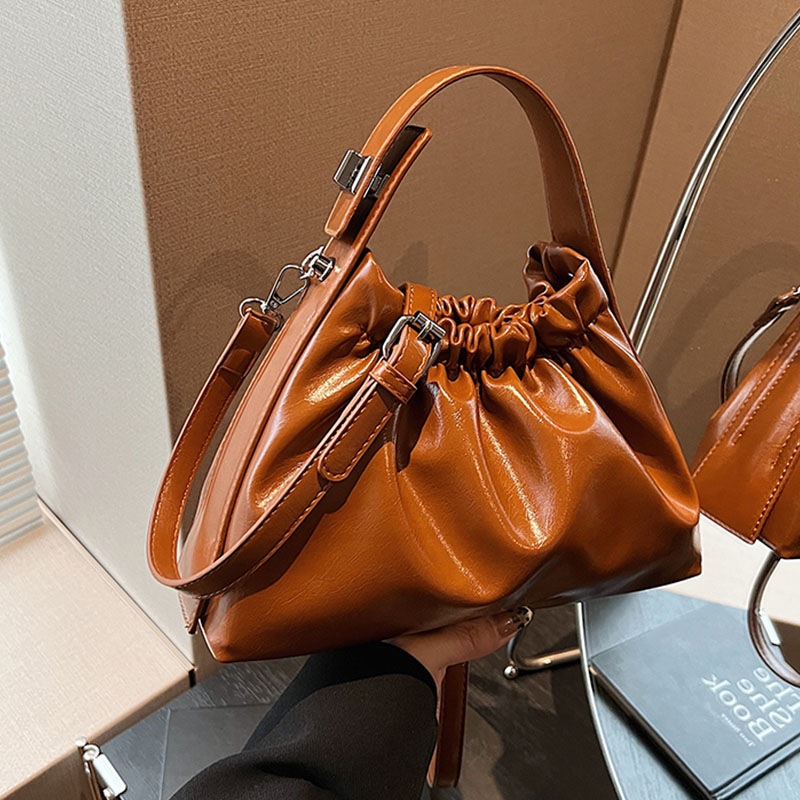 Women's Burgundy Ruched Cloud  – обзор и цена Top Handle Patent Bag