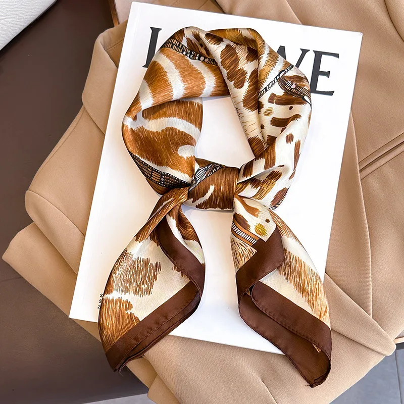 Square Silk Scarf Luxury Leopa – обзор и цена Luxury Bags Office