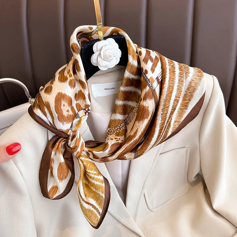 Square Silk Scarf Luxury Leopa – обзор и цена Luxury Bags Office