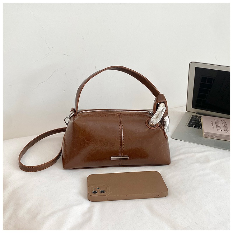 Retro Wine Red Patent Leather  – обзор и цена Top Handle Patent Bag